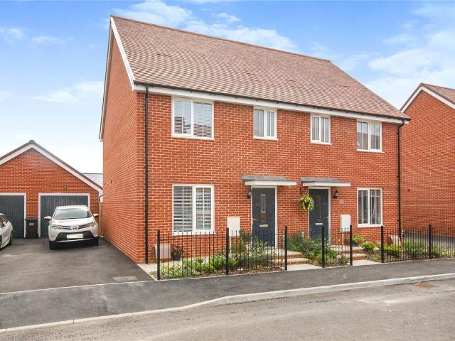 House for rent in Ridgewood, Wealden