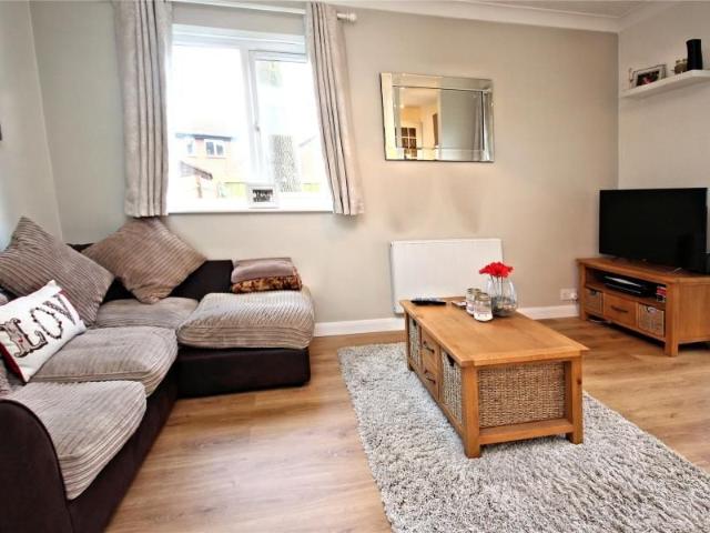 House for rent in Goldsworth Park, Woking
