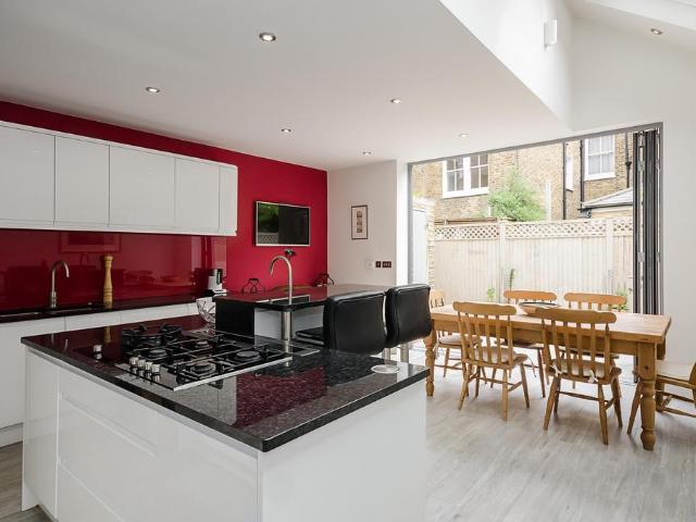House for rent in Clapham Junction, Greater London