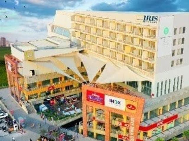 Commercial for sale in Hariana