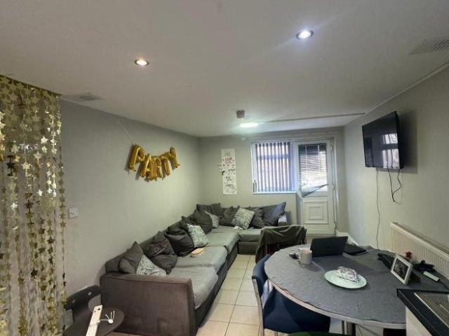 House for rent in Falcon Lodge, Wales