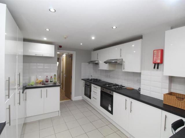 House for rent in Falcon Lodge, Wales