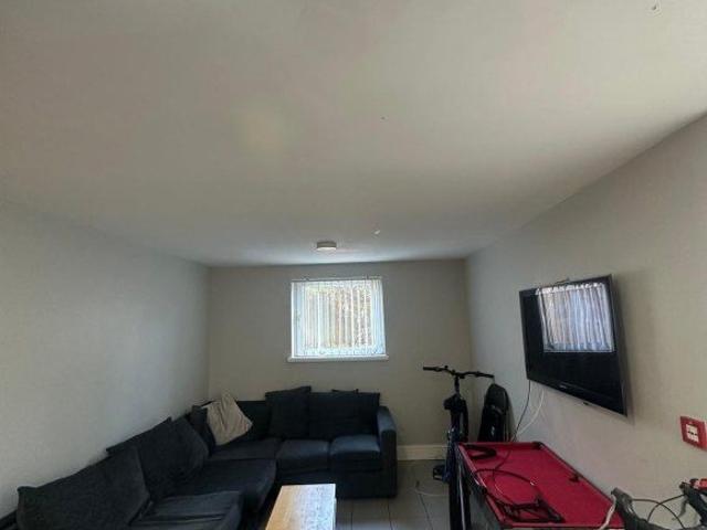 House for rent in Falcon Lodge, Wales