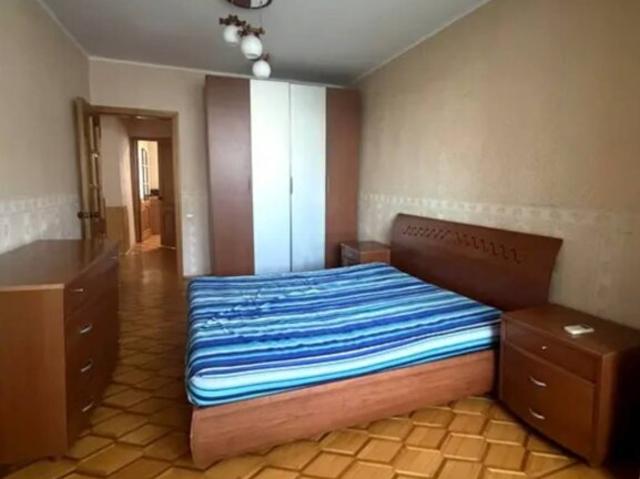 Квартира продажа в Великодолинском, Днепропетровской области