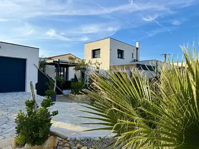 Maison vente à Narbonne, Treilles