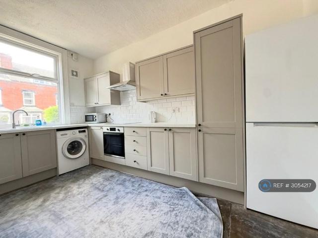 House for rent in Beckett Park, Leeds