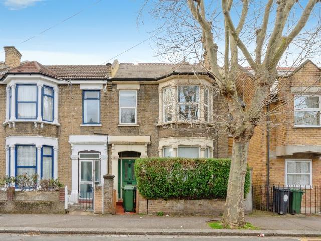 Apartment for rent in Leyton, Greater London