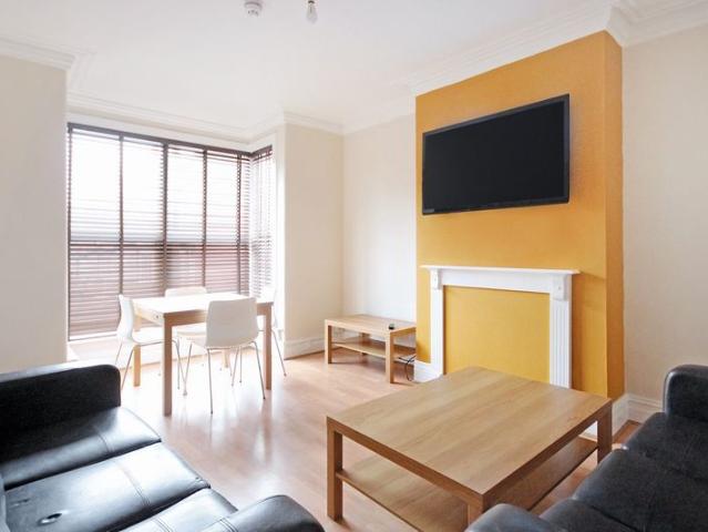 House for rent in Beckett Park, Leeds