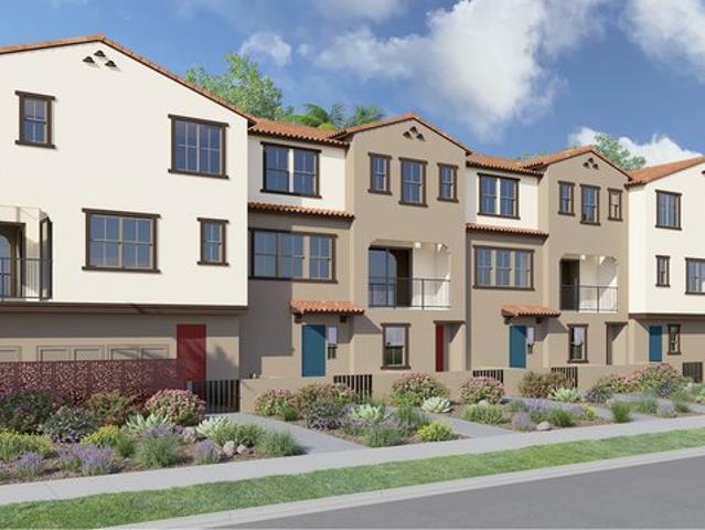 Townhouse for sale in Buena Park, California