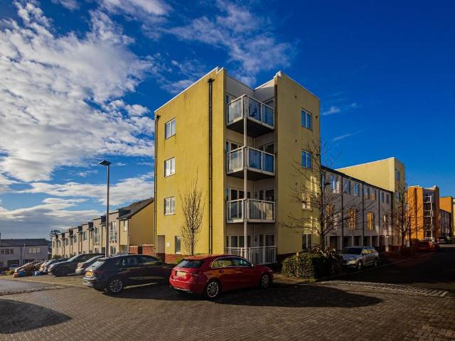 Apartment for rent in Penarth Marina, Penarth