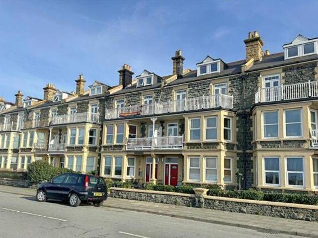House for sale in Tywyn, Wales