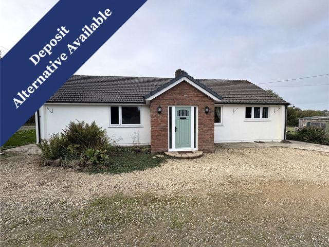 House for rent in Dinas Cross