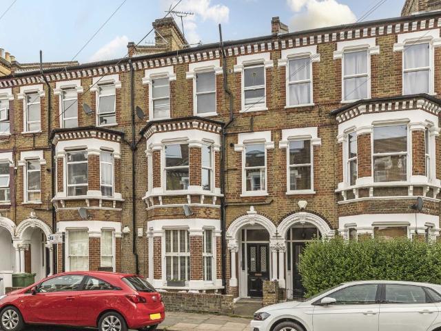 Apartment for rent in Clapham, Greater London