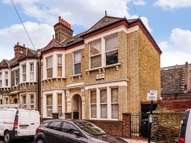 Apartment for rent in Clapham, Greater London