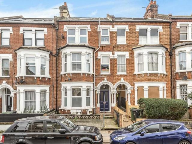 Apartment for rent in Clapham, Greater London