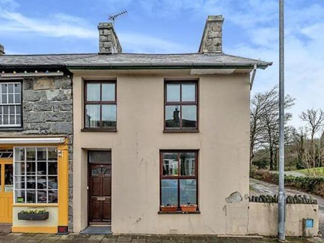 House for sale in Porthmadog, Wales