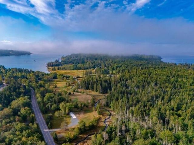 Land for sale in Maine