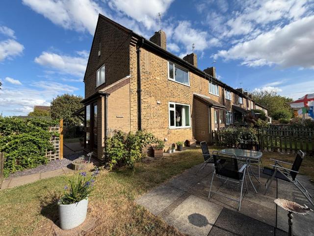 House for rent in Barton In Fabis, East Midlands
