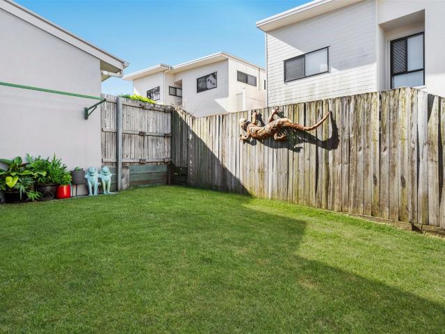 Townhouse for sale in Toombul, Queensland
