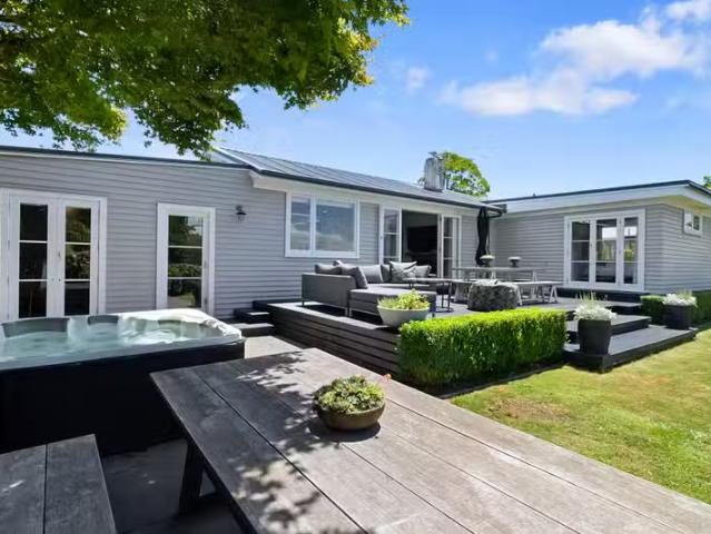 House for sale in Hillsborough, Taranaki