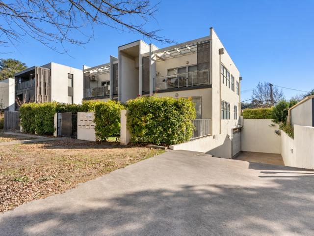 Property for rent in Lyneham, North Canberra