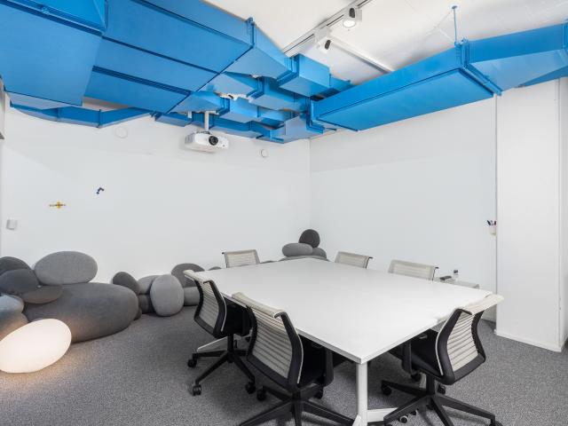 Büro mieten in Einigen, Zürich
