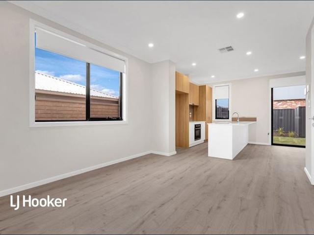 Townhouse for rent in Adelaide, City of Tea Tree Gully