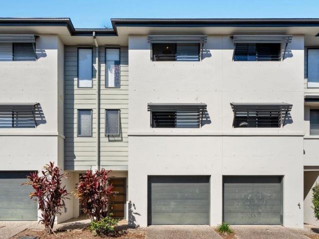 Townhouse for sale in Methul, Queensland