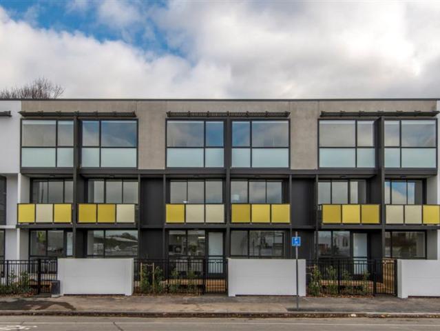 Apartment for rent in Heathcote, Canterbury