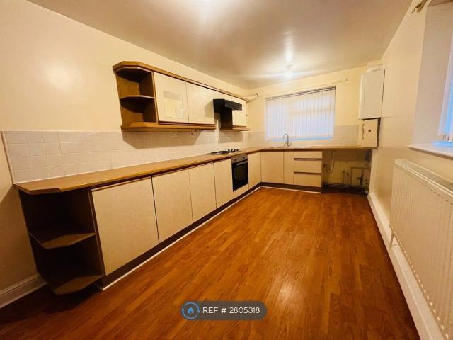 Studio for rent in Buttershaw, West Yorkshire