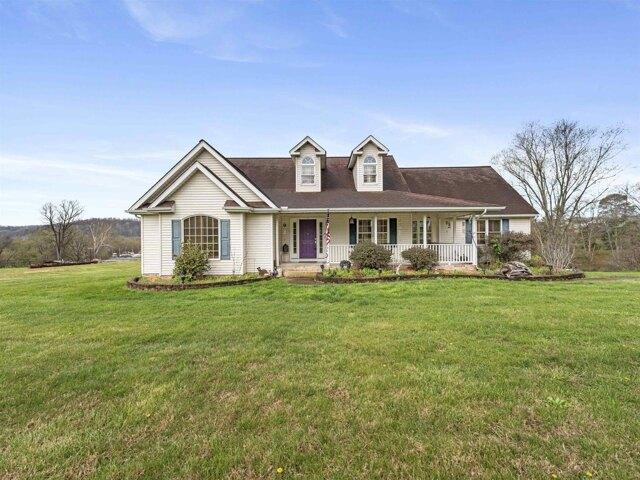 House for sale in Milton, West Virginia