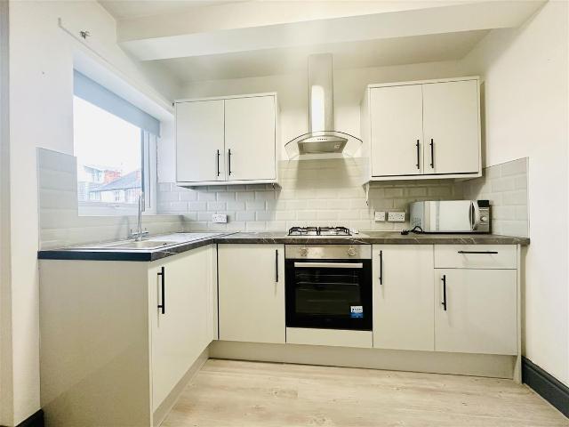 House for rent in Abbey Park, Barton In Fabis