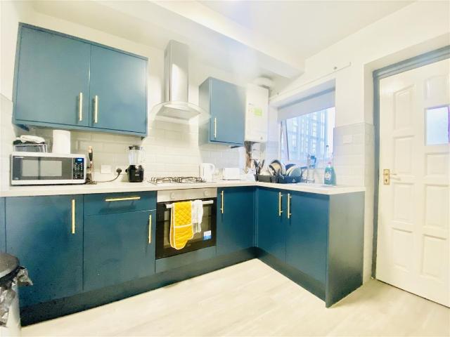 House for rent in Abbey Park, Barton In Fabis