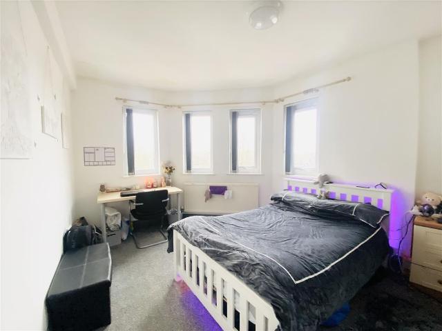 House for rent in Abbey Park, Barton In Fabis