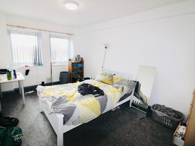 Room for rent in Abbey Park, Barton In Fabis