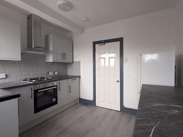 House for rent in Abbey Park, Barton In Fabis