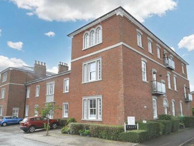 House for sale in Stone, Baswich