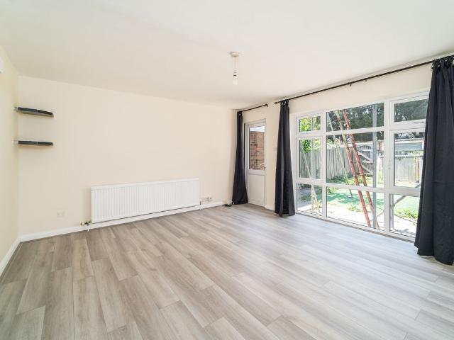 House for rent in Cockfosters, Greater London