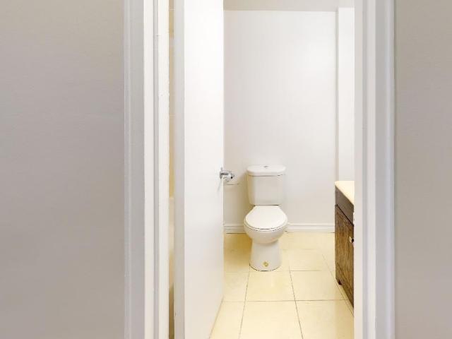 Apartment for rent in Cote-saint-luc, Quebec