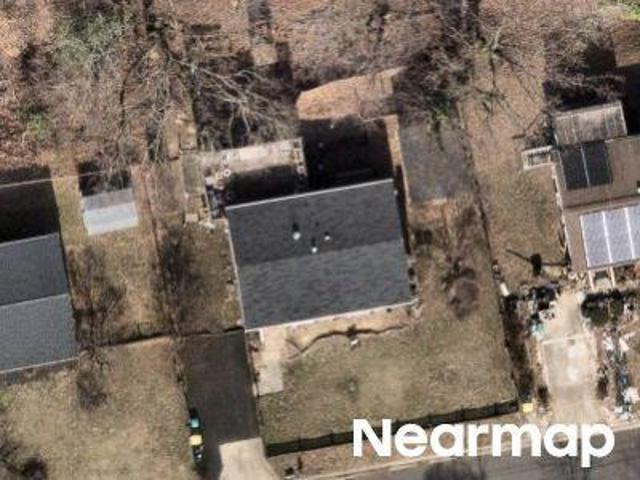 House for sale in Clinton