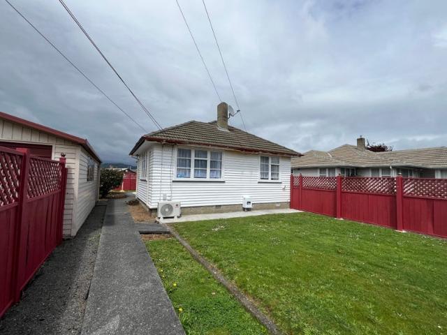House for rent in Pauatahanui, Wellington