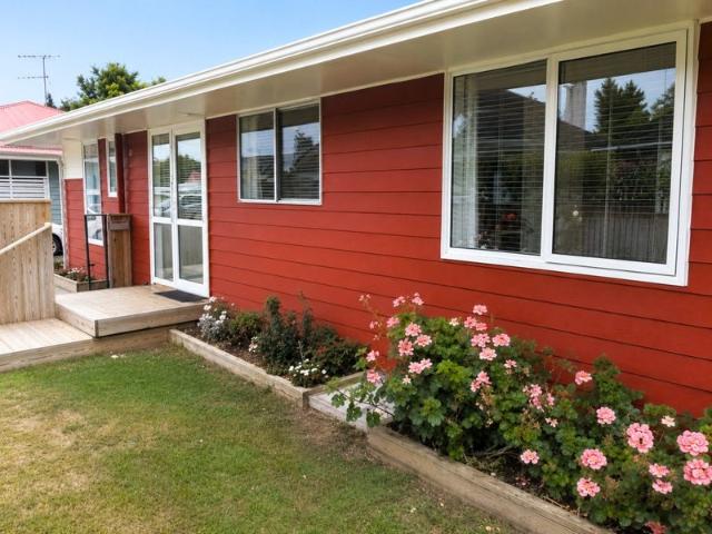 House for rent in Pauatahanui, Wellington