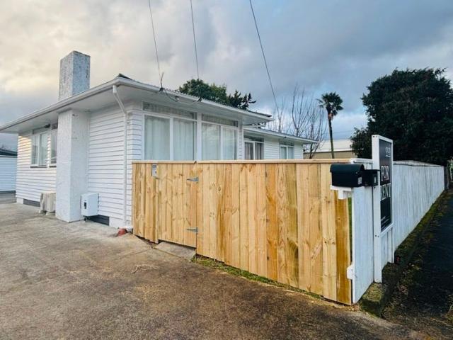 House for rent in Pauatahanui, Wellington