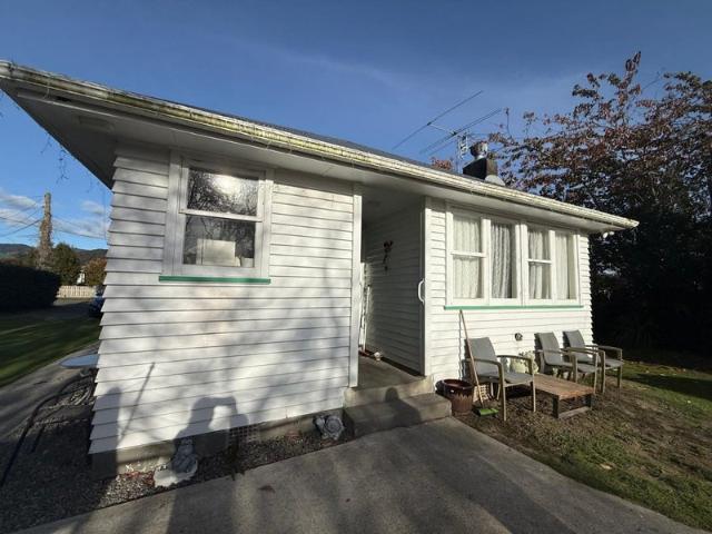 House for rent in Pauatahanui, Wellington