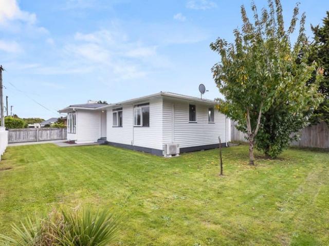 House for rent in Pauatahanui, Wellington