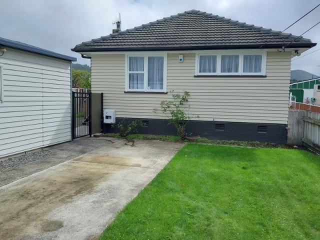 House for rent in Pauatahanui, Wellington
