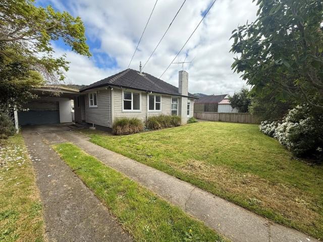 House for rent in Poets Block, Upper Hutt
