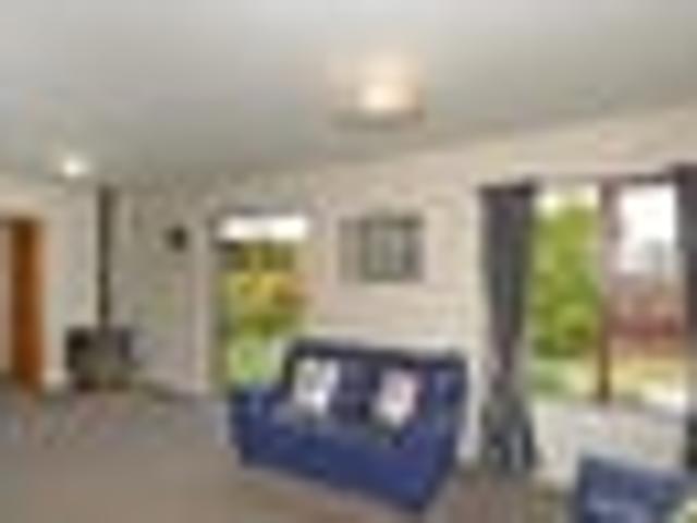 House for rent in Pauatahanui, Wellington