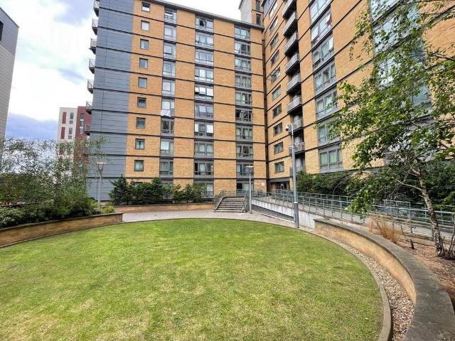 Apartment for rent in London Borough of Ealing, Greater London