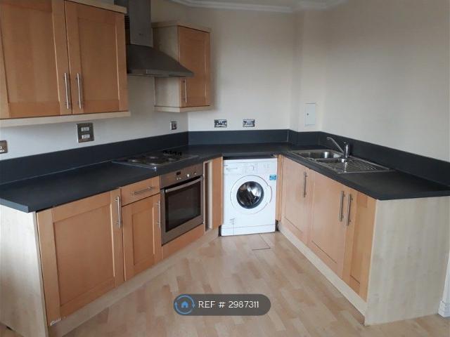 Apartment for rent in London Borough of Ealing, Park Royal
